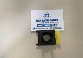 Giá bắt cảm biến sonar cản sau Mitsubishi Xforce 284H6B040P