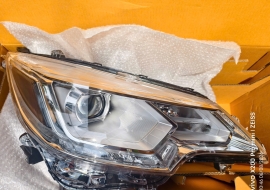 Đèn pha led LH Mitsubishi Attrage 2020-2024 (lòng trắng)