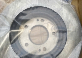 Đĩa phanh trước Mitsubishi Destinator 40206C010P