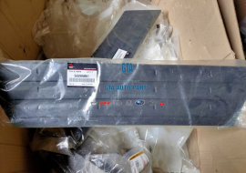 Ốp bậc cản sau giữa Triton 20-23