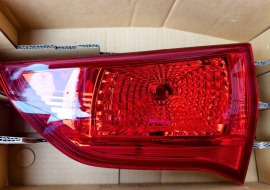  Đèn hậu trong RH MITSUBISHI Pajero sport 2013-2015