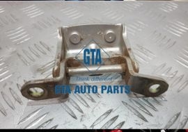 Bản lề cửa sau phía dưới RH Navara D49 08-14